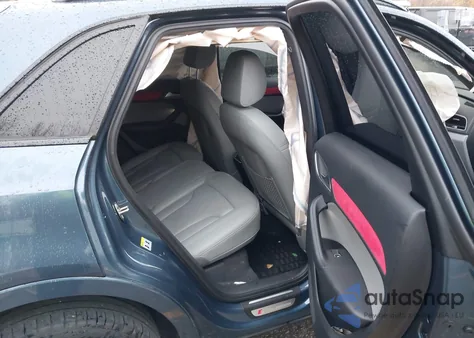 2018 Audi Q3 2.0T Premium/2.0T Sport Premium z USA, uszkodzony, nr VIN WA1JCCFS0JR002585